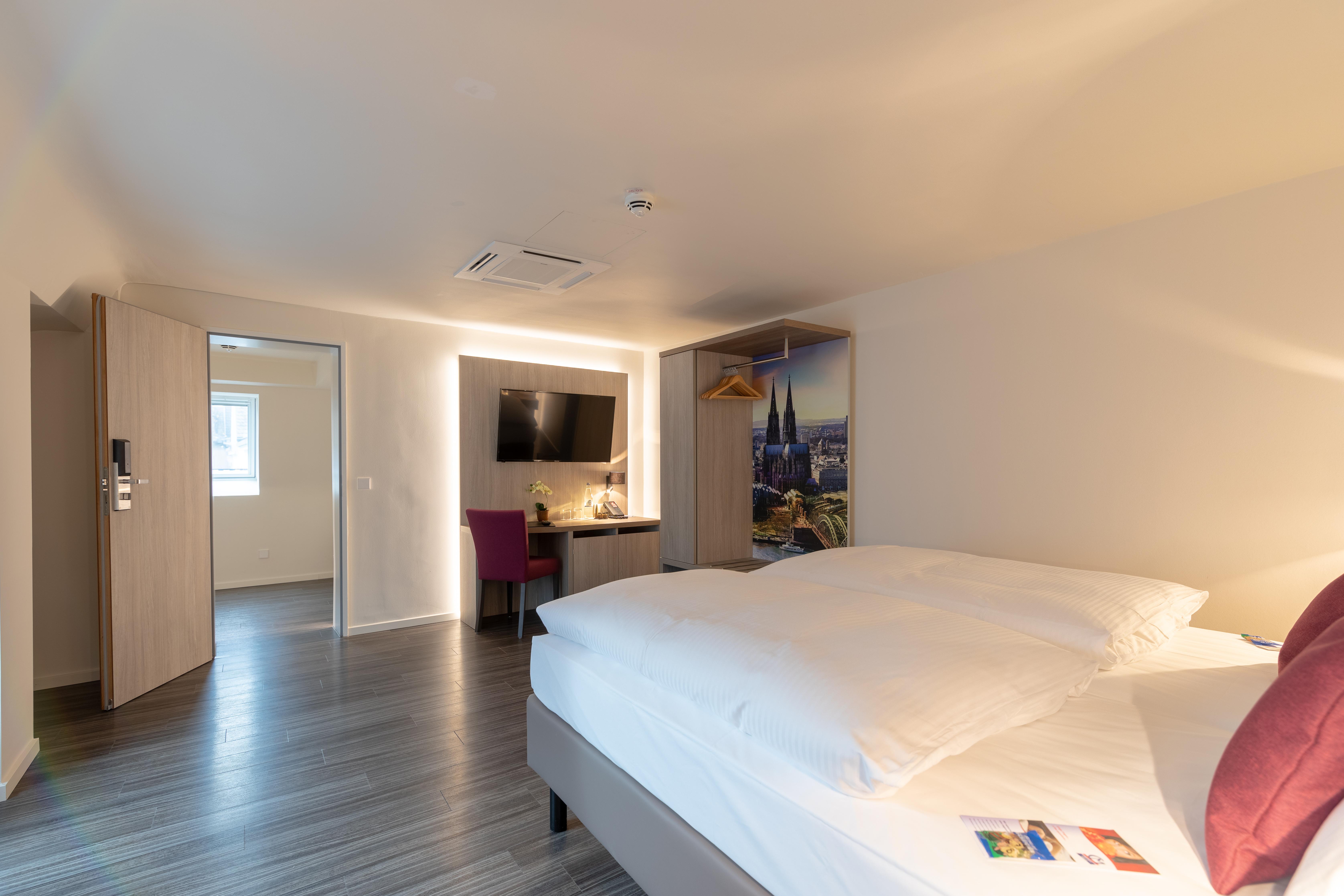 Hotel Cityclass Caprice Am Dom - Superior Köln