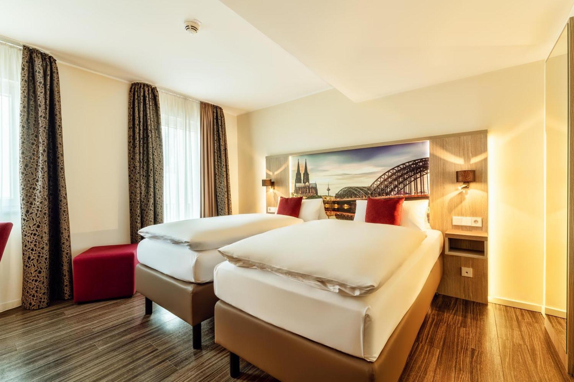Cityclass Caprice Am Dom - Superior