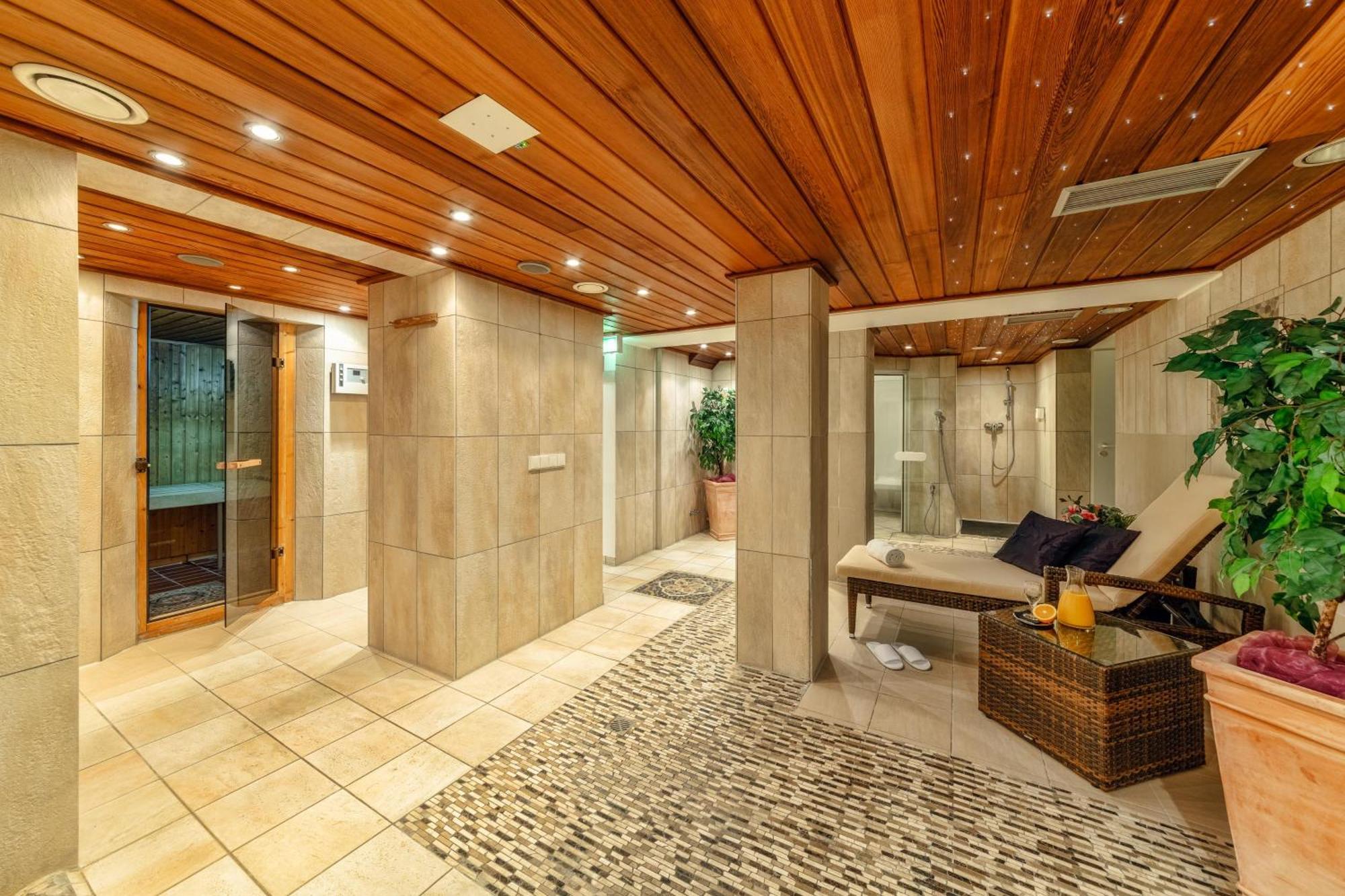 Cityclass Caprice Am Dom - Superior Hotel