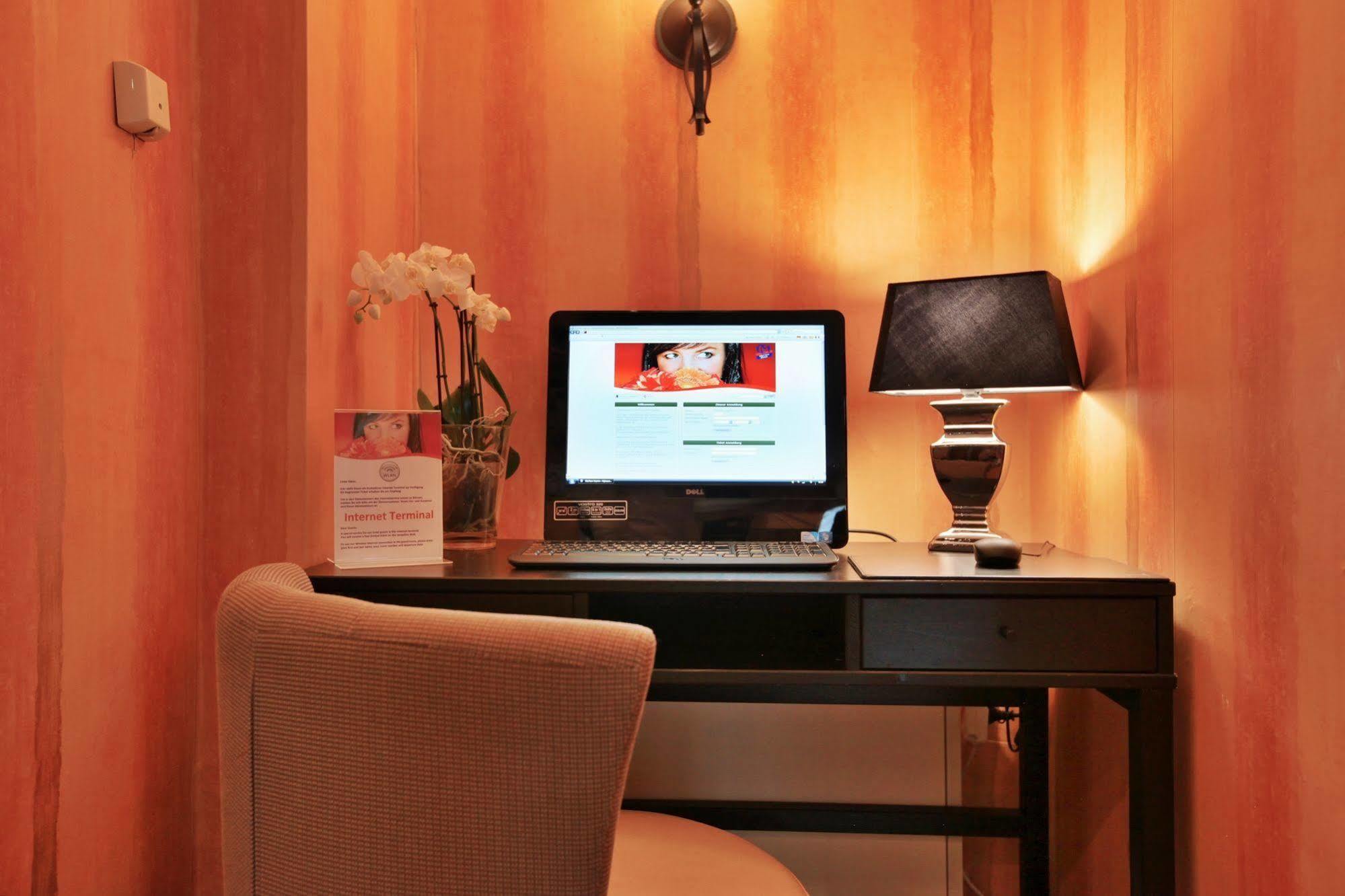 Cityclass Caprice Am Dom - Superior Hotel Köln